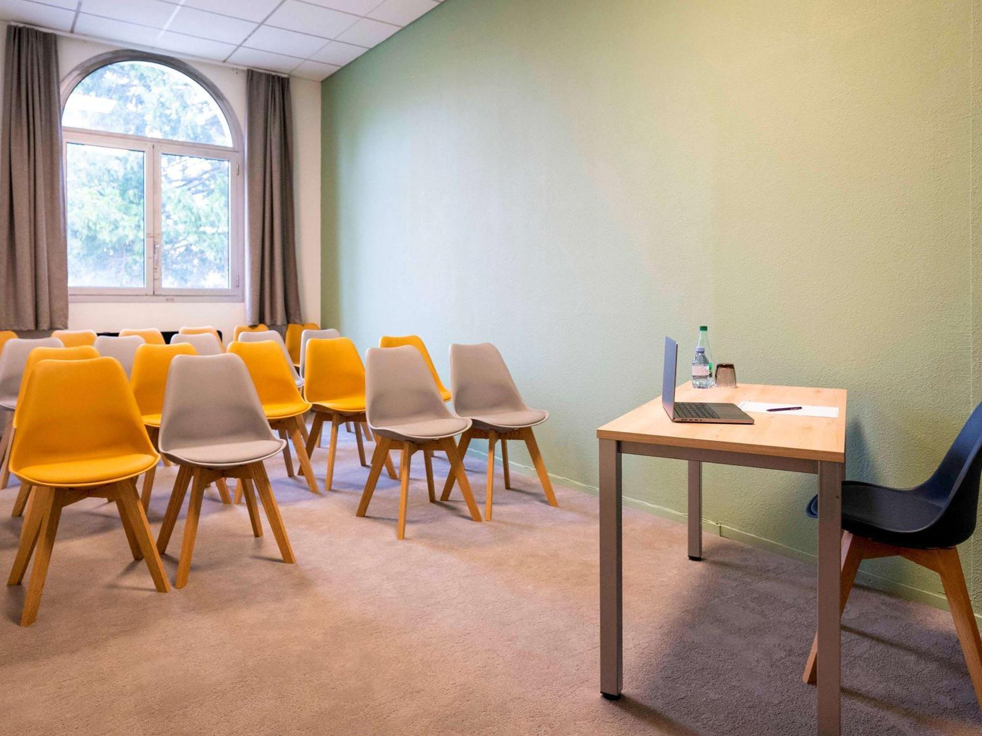 Ibis Styles Aix Les Bains Domaine De Marlioz Hotell Aix-les-Bains Eksteriør bilde