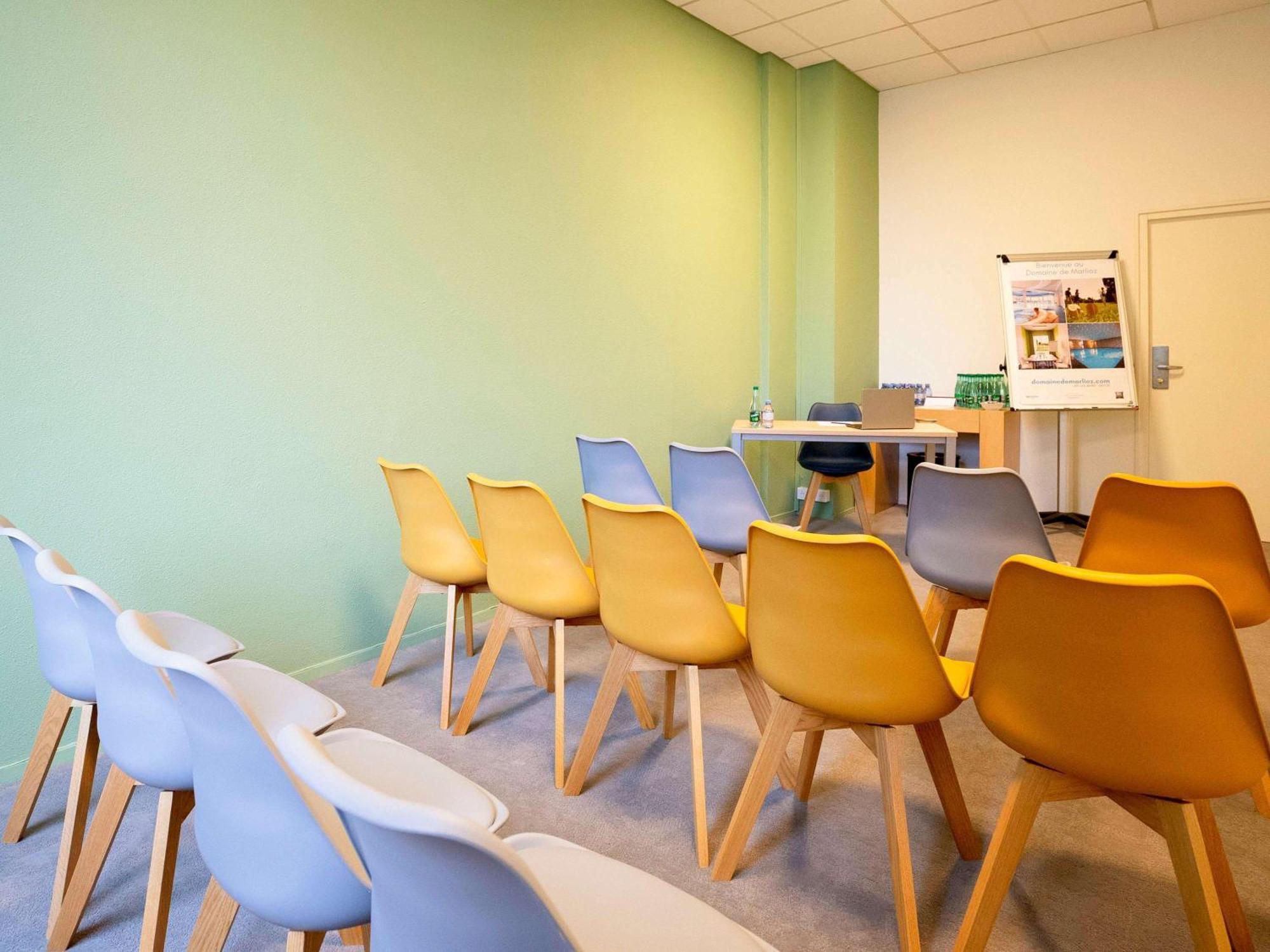 Ibis Styles Aix Les Bains Domaine De Marlioz Hotell Aix-les-Bains Eksteriør bilde