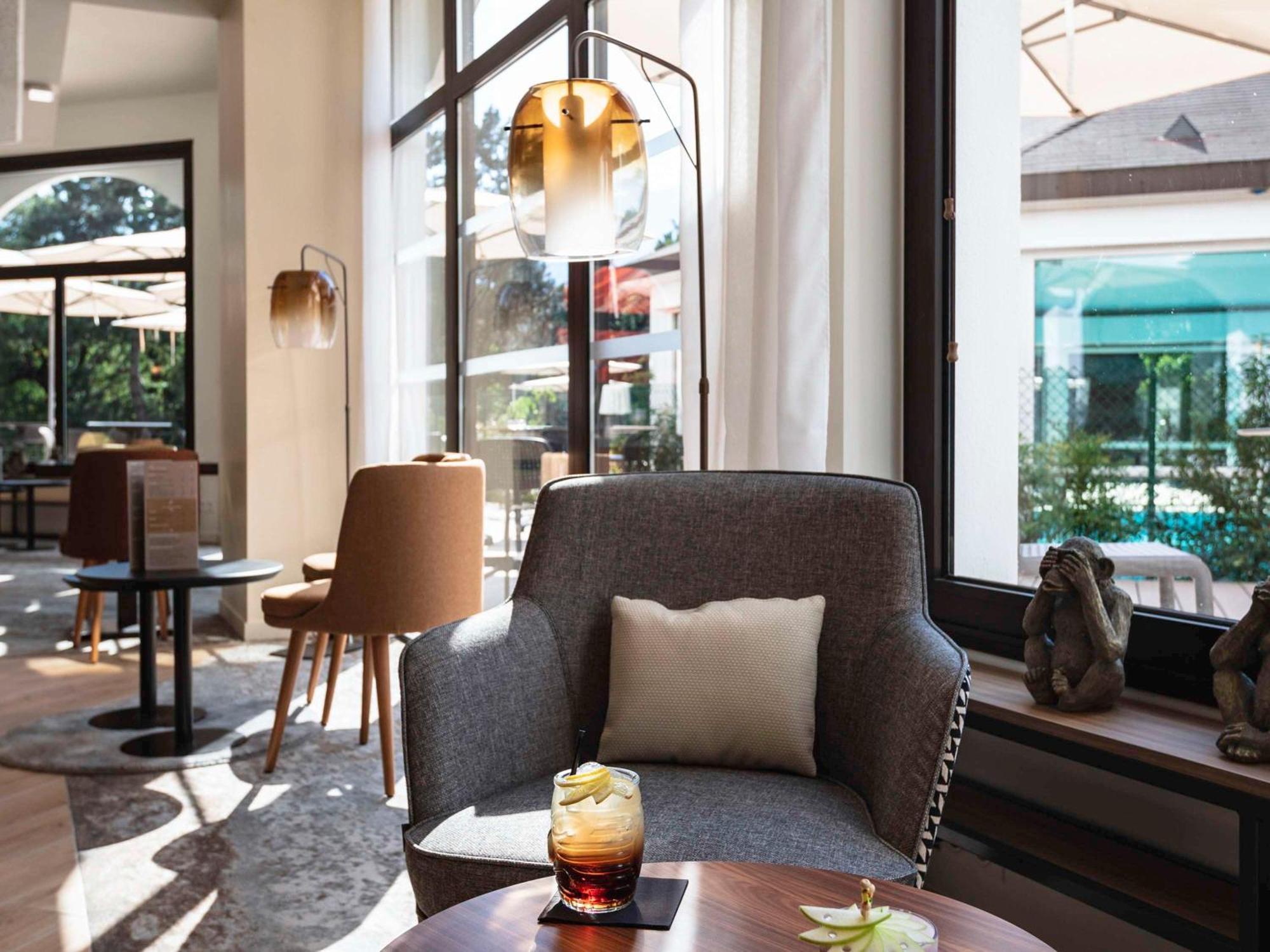 Ibis Styles Aix Les Bains Domaine De Marlioz Hotell Aix-les-Bains Eksteriør bilde